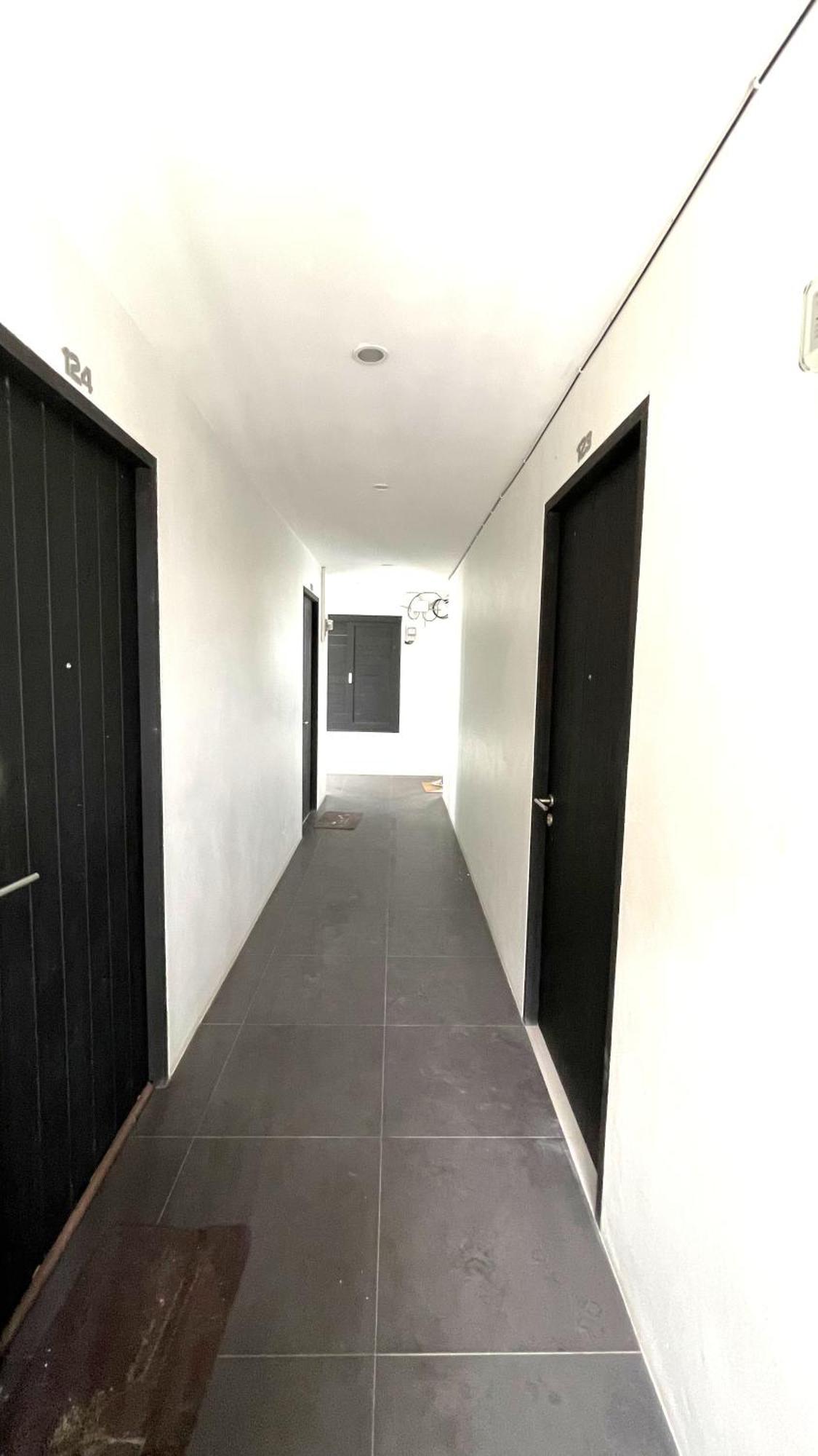 Rockstar Beach Apartments 방 락 외부 사진